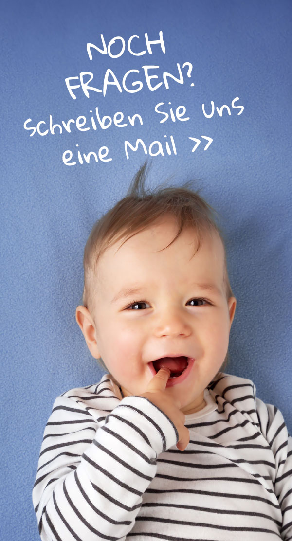 Kind mit Finger im Mund